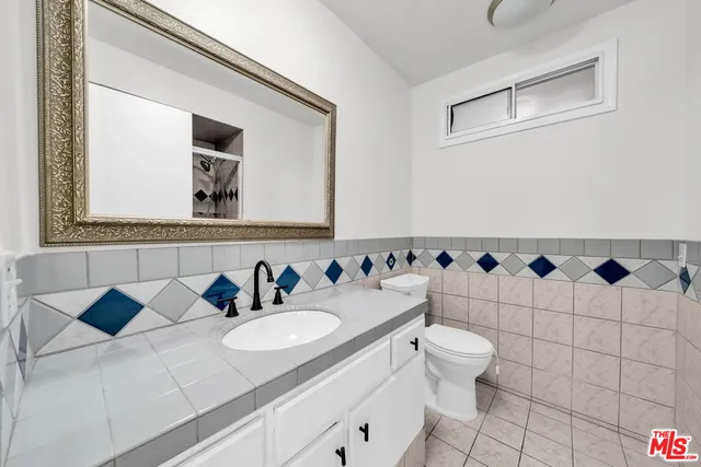 $3,400 | 2333 241st Street, Unit 3, Lomita, CA 90717