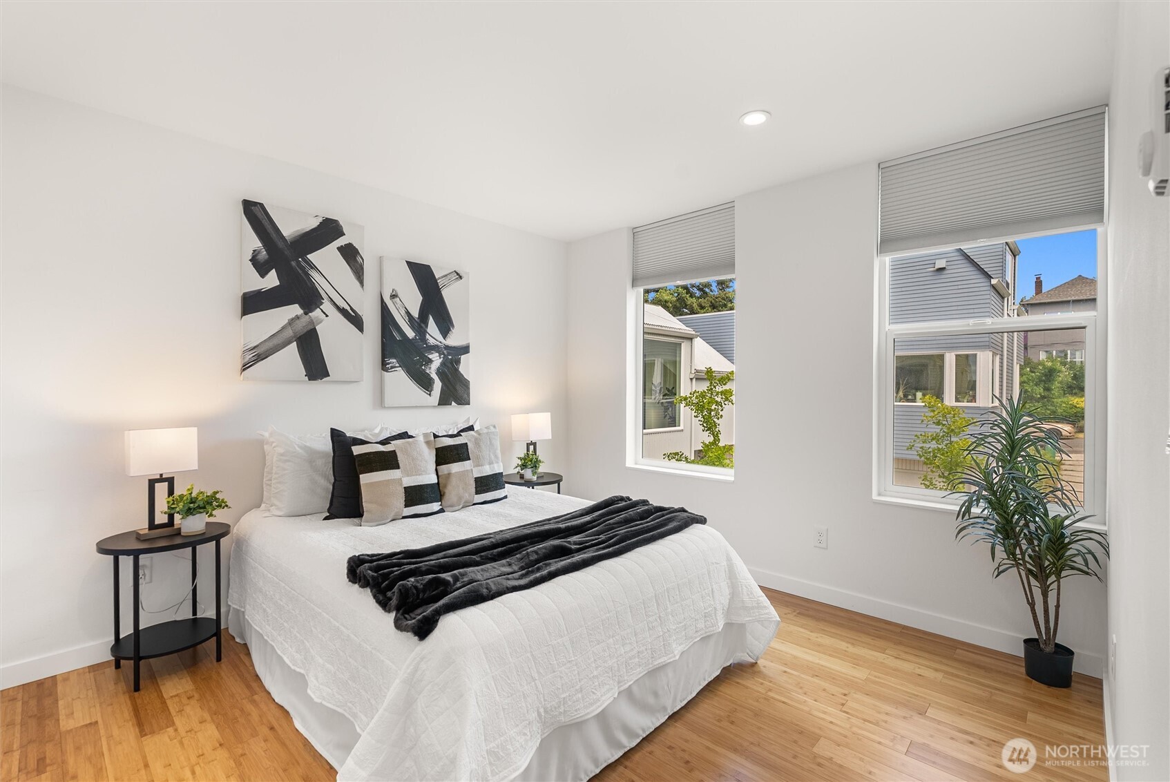 1821 South Lane Street Seattle, WA 98144 - Photo 16 of 29