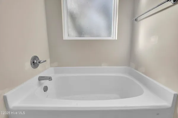 $323,900 | 309 Cotton Hl Place, Unit LOT 91, Hubert, NC 28539