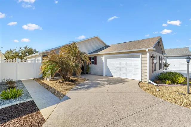 $399,999 | 2610 Lindewood Street, The Villages, FL 32163