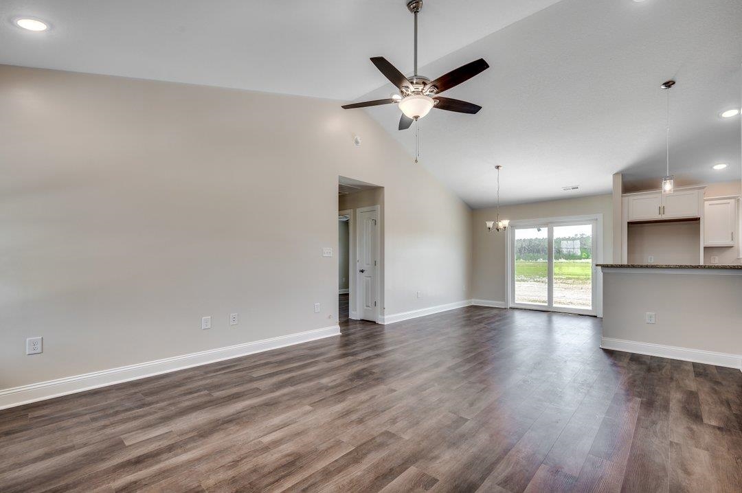 2532 Harvey Road Loris, SC 29569 - Photo 4 of 21 Gallery Image 4