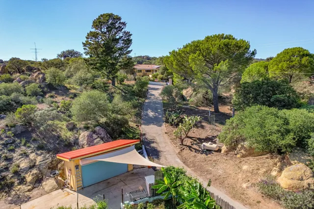 $1,545,000 | 5637 West Camino Cielo, Santa Barbara, CA 93105