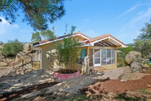 $1,545,000 | 5637 West Camino Cielo, Santa Barbara, CA 93105