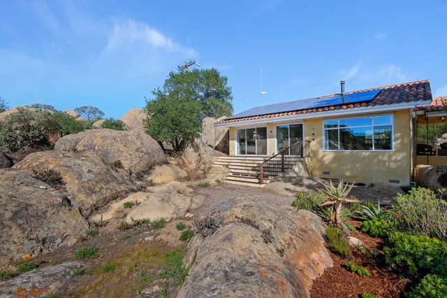 $1,545,000 | 5637 West Camino Cielo, Santa Barbara, CA 93105