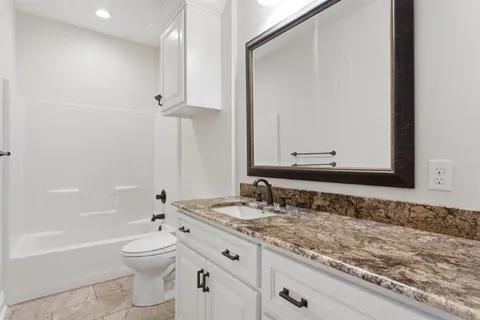 $289,900 | 2018 La Cache Drive, Lake Charles, LA 70601