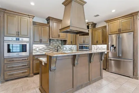$289,900 | 2018 La Cache Drive, Lake Charles, LA 70601