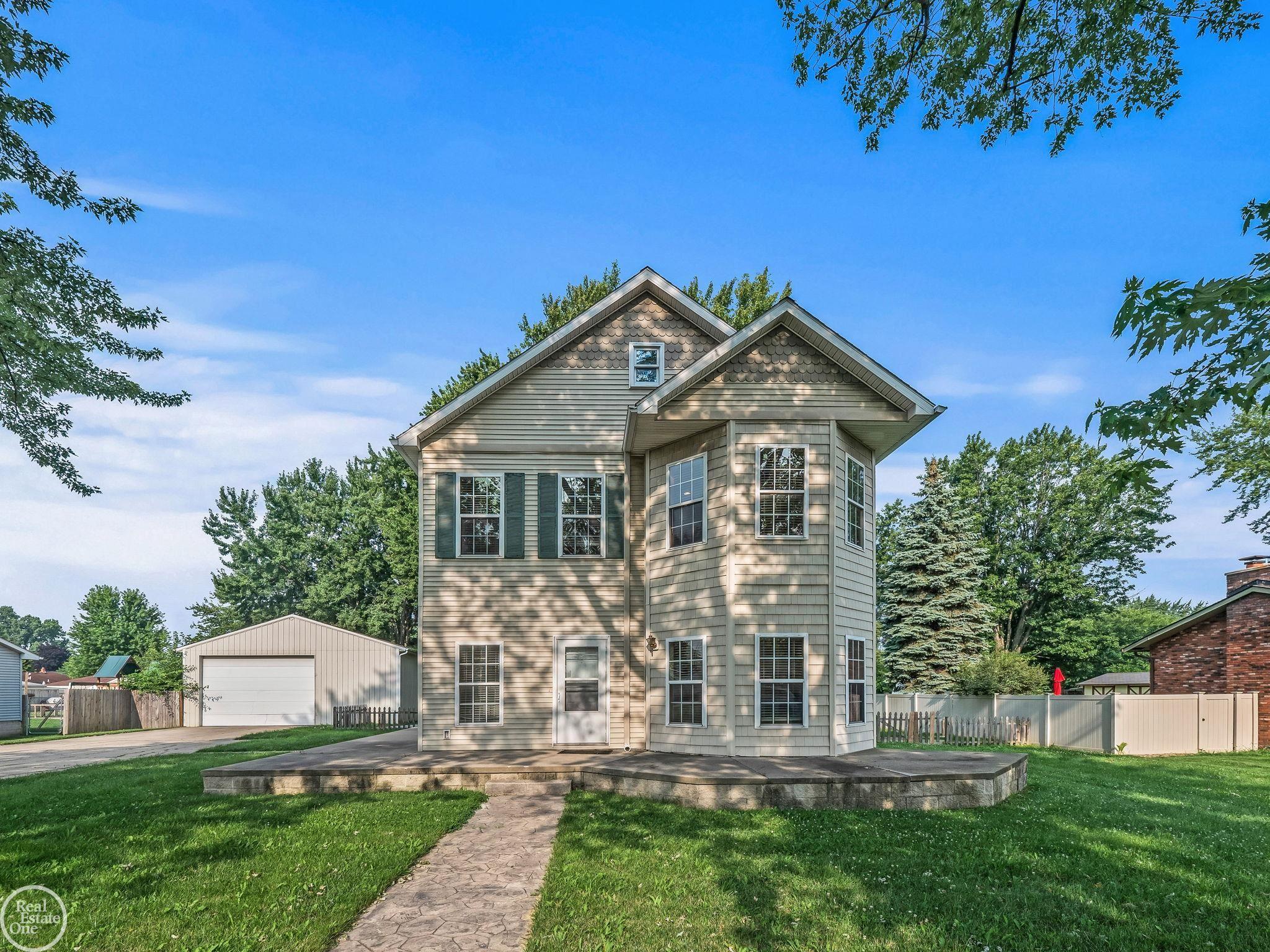 42109 Hayes Road Sterling Heights, MI 48313 - Photo 1 of 46 50116889.JPG
