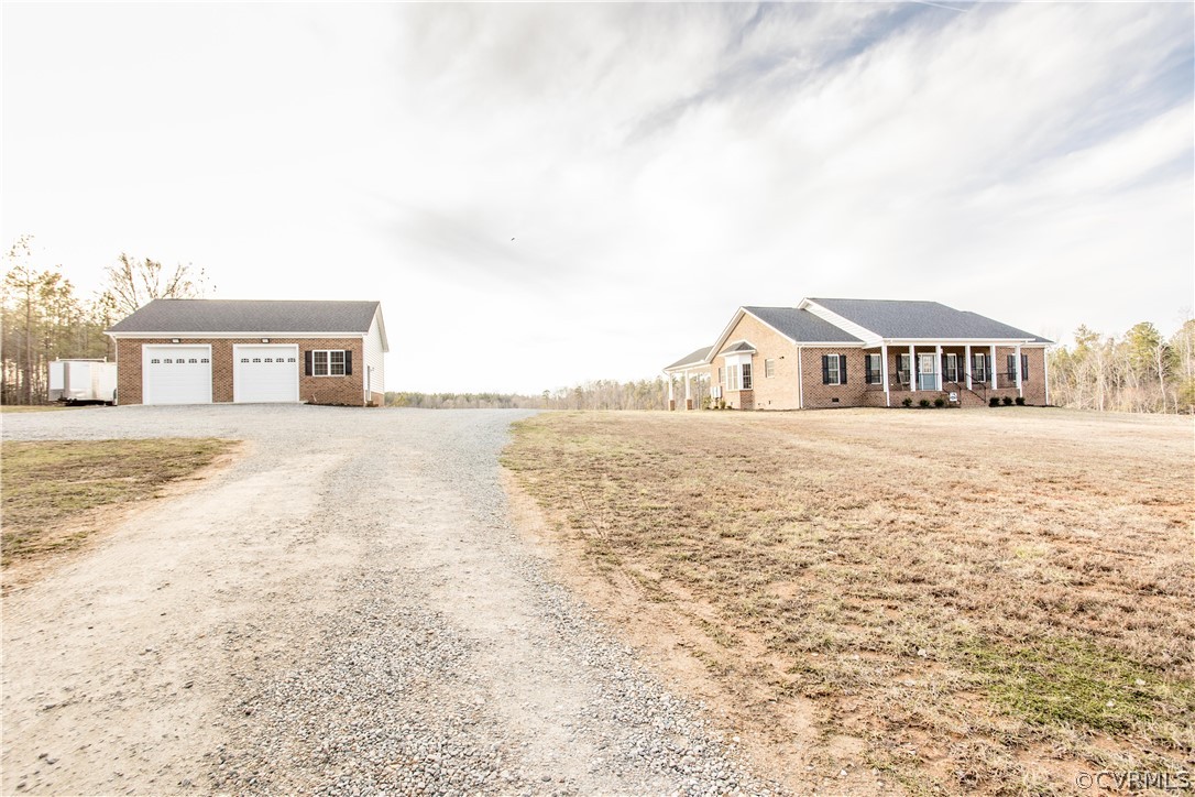 13790 Glebe Road Dewitt, VA 23840 - Photo 2 of 39 a view of a big room with an ocean view