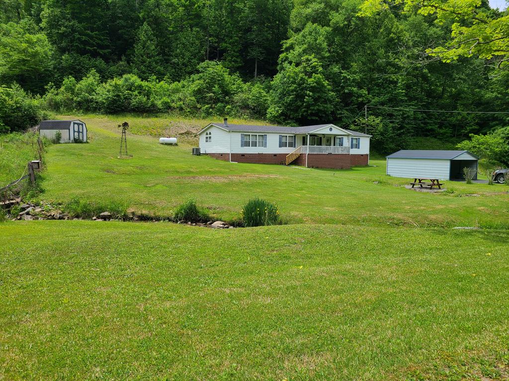 4621 Combs Rdg Road Honaker, VA 24260 - Photo 1 of 31 Gallery Image 1