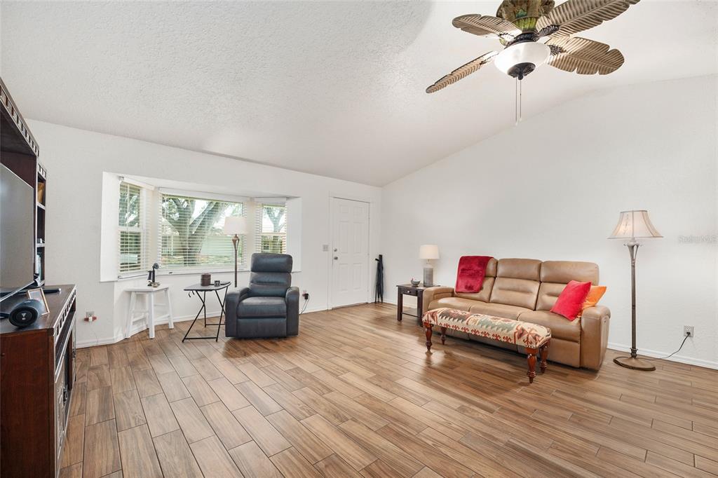 8560 Southwest 90th Street, Unit E Ocala, FL 34481 - Photo 19 of 59