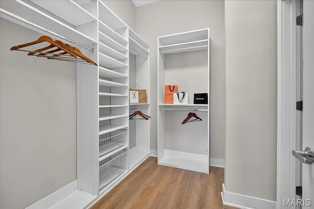 $659,900 | 6340 Clayton Road, Unit 302, Richmond Heights, MO 63117