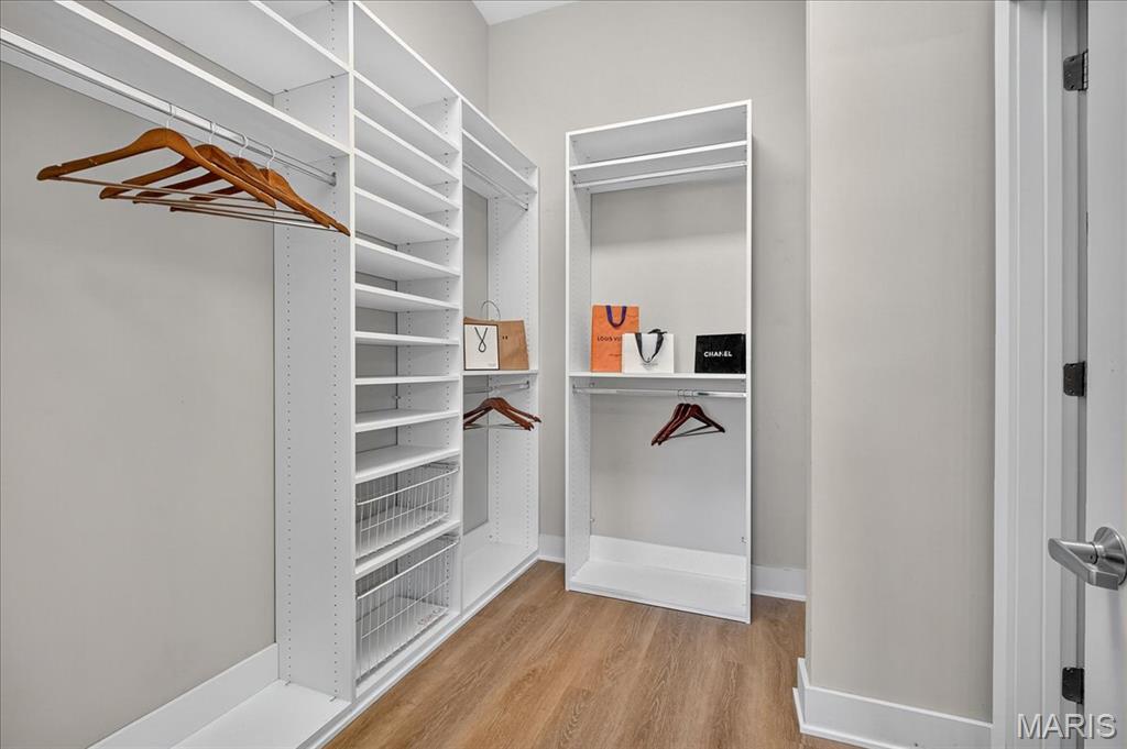 6340 Clayton Road, Unit 302 Richmond Heights, MO 63117 - Photo 22 of 44