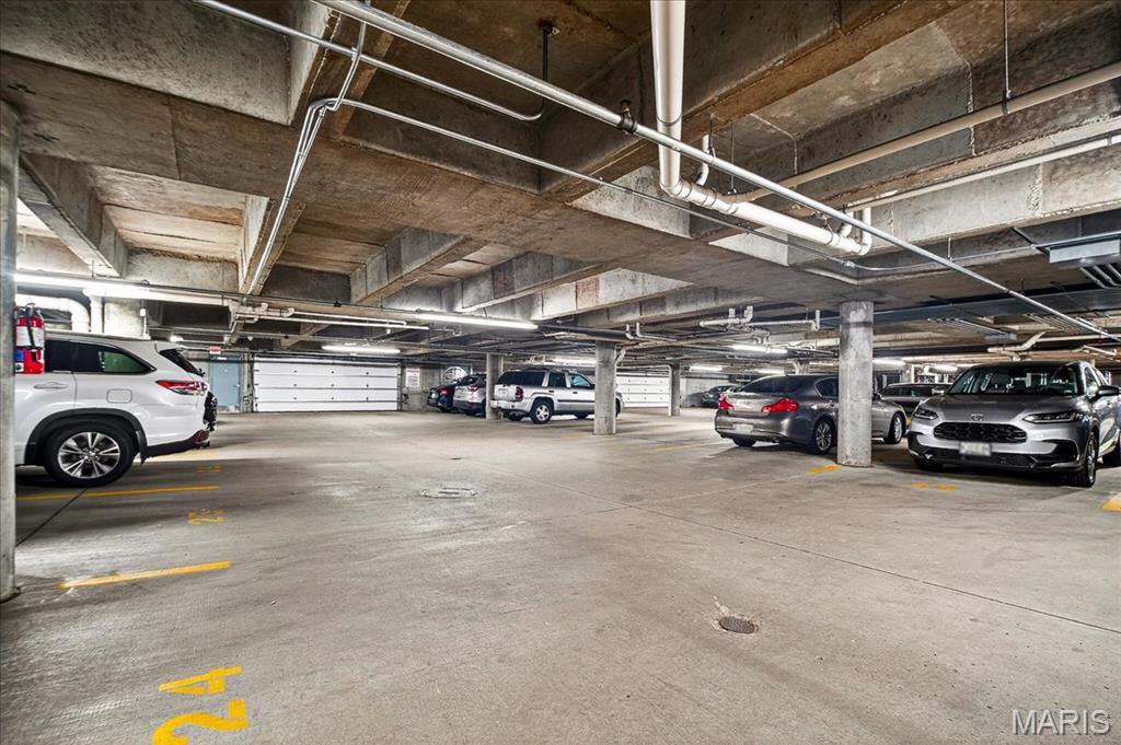 6340 Clayton Road, Unit 302 Richmond Heights, MO 63117 - Photo 38 of 44