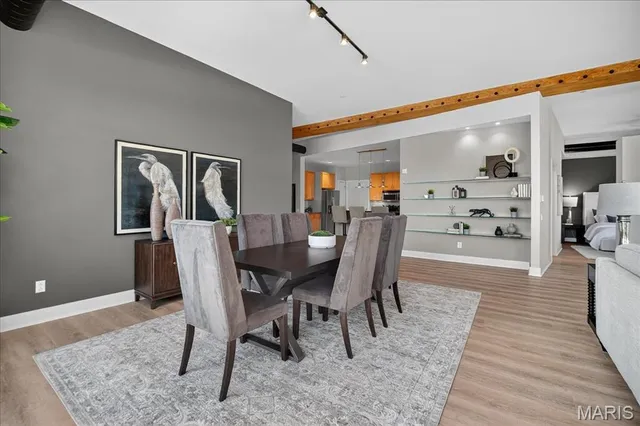 $659,900 | 6340 Clayton Road, Unit 302, Richmond Heights, MO 63117