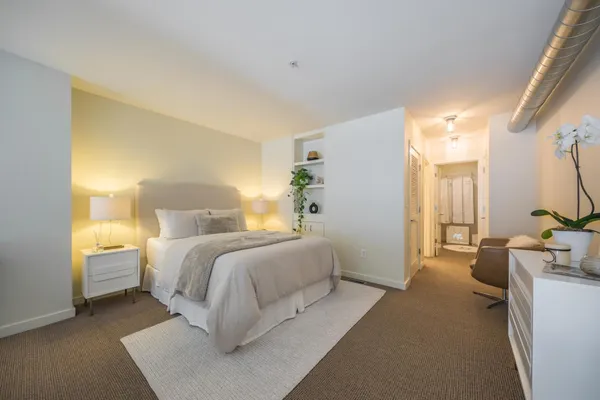 $4,000 | 333 Santana Row, Unit 208, San Jose, CA 95128