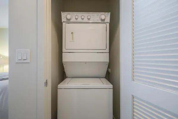 $4,000 | 333 Santana Row, Unit 208, San Jose, CA 95128