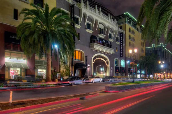 $4,000 | 333 Santana Row, Unit 208, San Jose, CA 95128