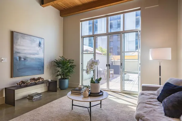 $4,000 | 333 Santana Row, Unit 208, San Jose, CA 95128