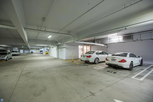 $4,000 | 333 Santana Row, Unit 208, San Jose, CA 95128