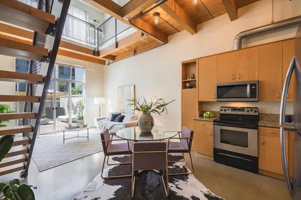 $4,000 | 333 Santana Row, Unit 208, San Jose, CA 95128