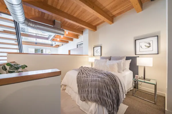 $4,000 | 333 Santana Row, Unit 208, San Jose, CA 95128