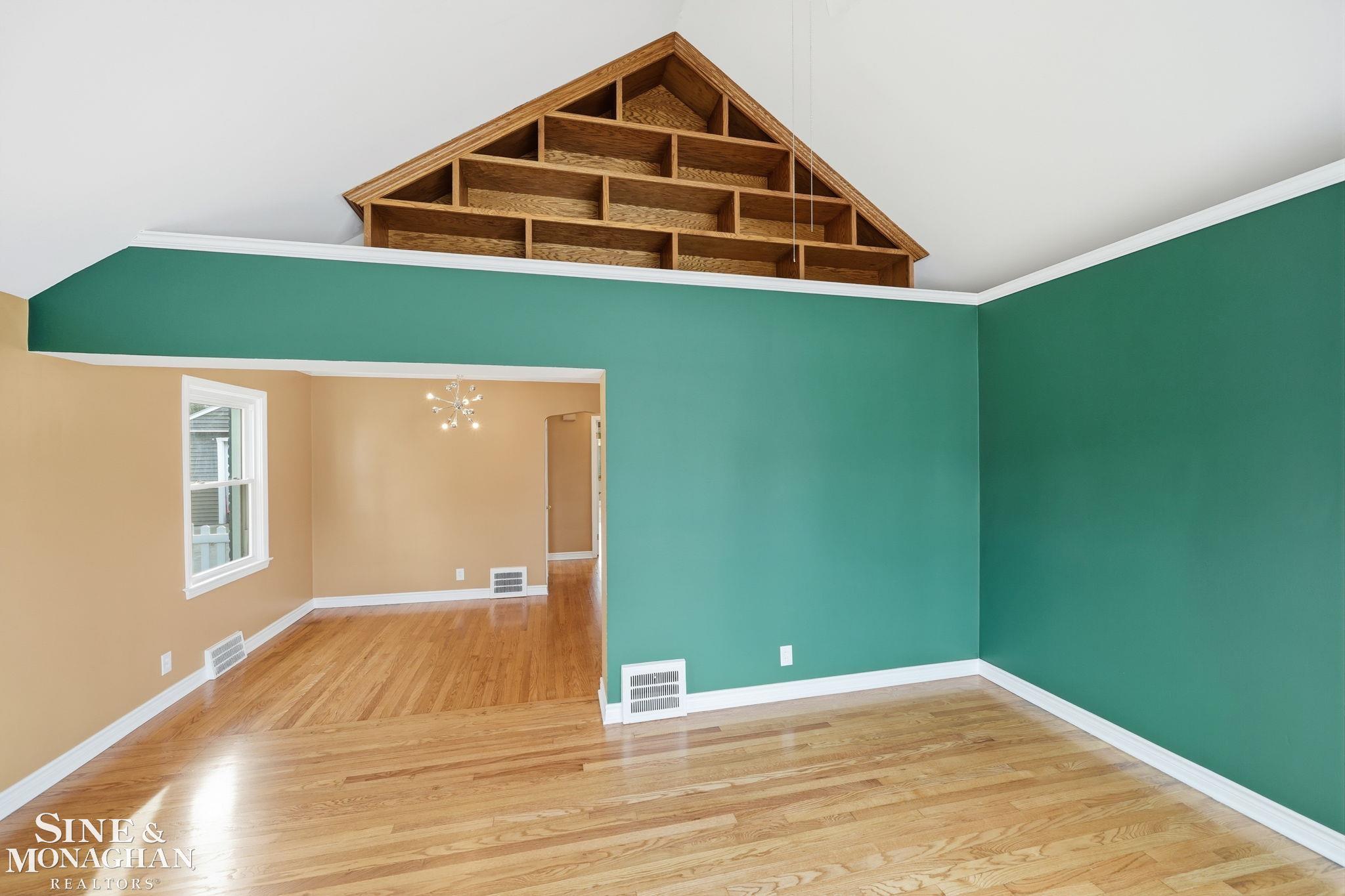 1641 Hampton Road Grosse Pointe Woods, MI 48236 - Photo 6 of 70