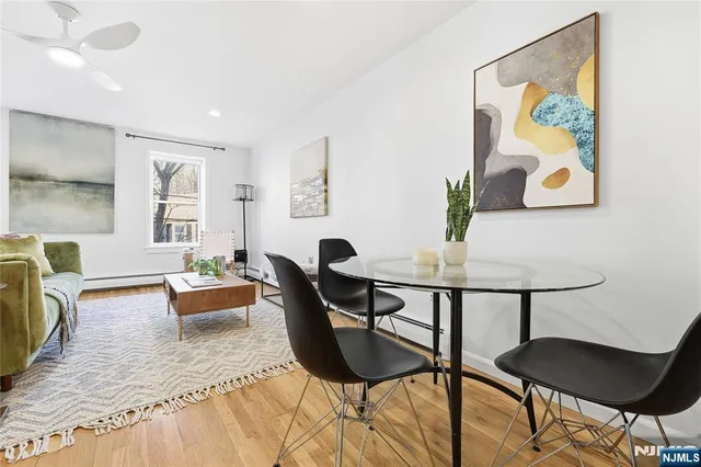 $999,000 | 325 5th Street, Unit 2, Jersey City, NJ 07302