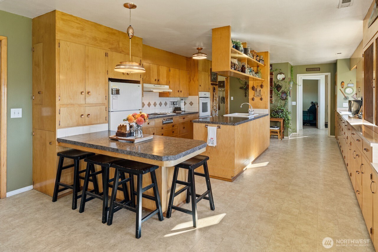 7271 Lyons Road Ellensburg, WA 98926 - Photo 5 of 40 Gallery Image 5