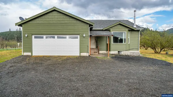 $1,325,000 | 37082 Goats Road, Springfield, OR 97478