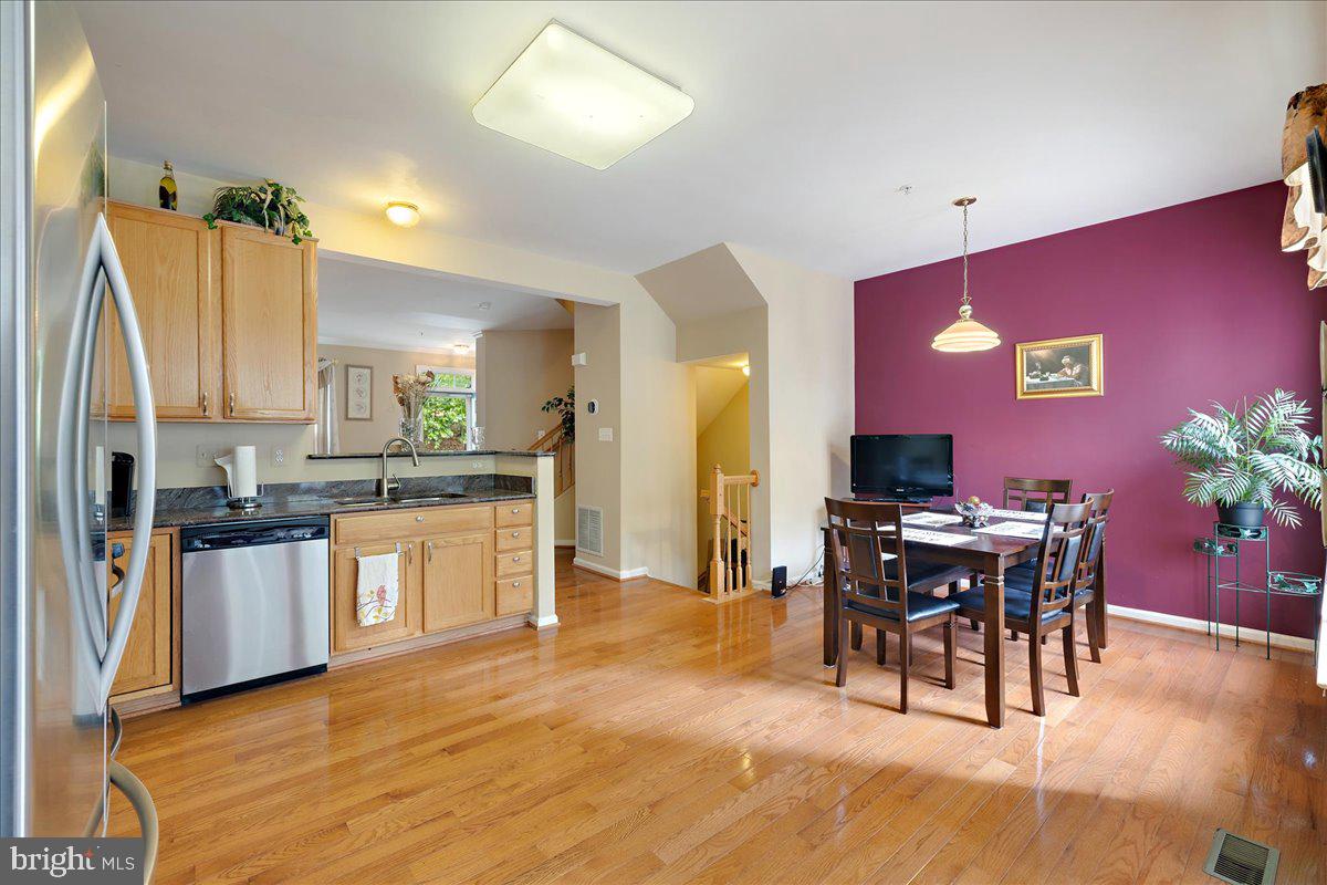 7416 Serenade Circle Clinton, MD 20735 - Photo 11 of 46