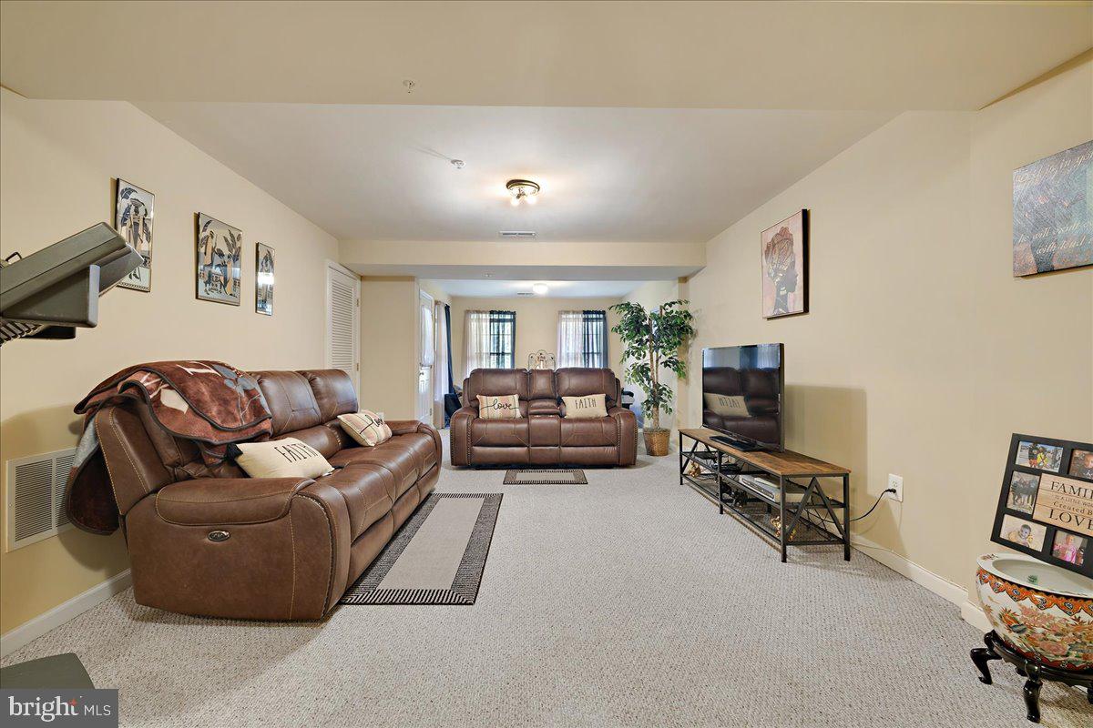 7416 Serenade Circle Clinton, MD 20735 - Photo 30 of 46