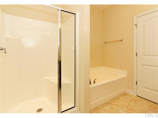 2405 Memory Ridge Drive Raleigh, NC 27606 - Photo 12 of 18