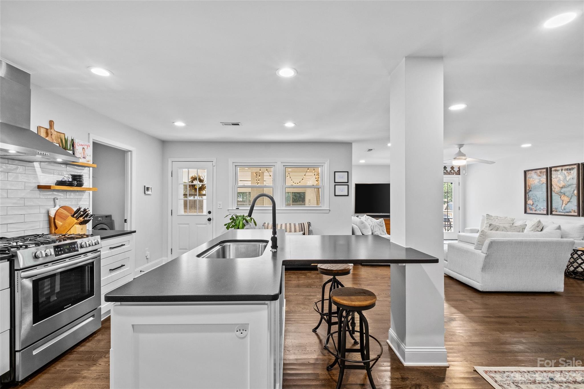 3226 Spring Valley Road Charlotte, NC 28210 - Photo 12 of 38