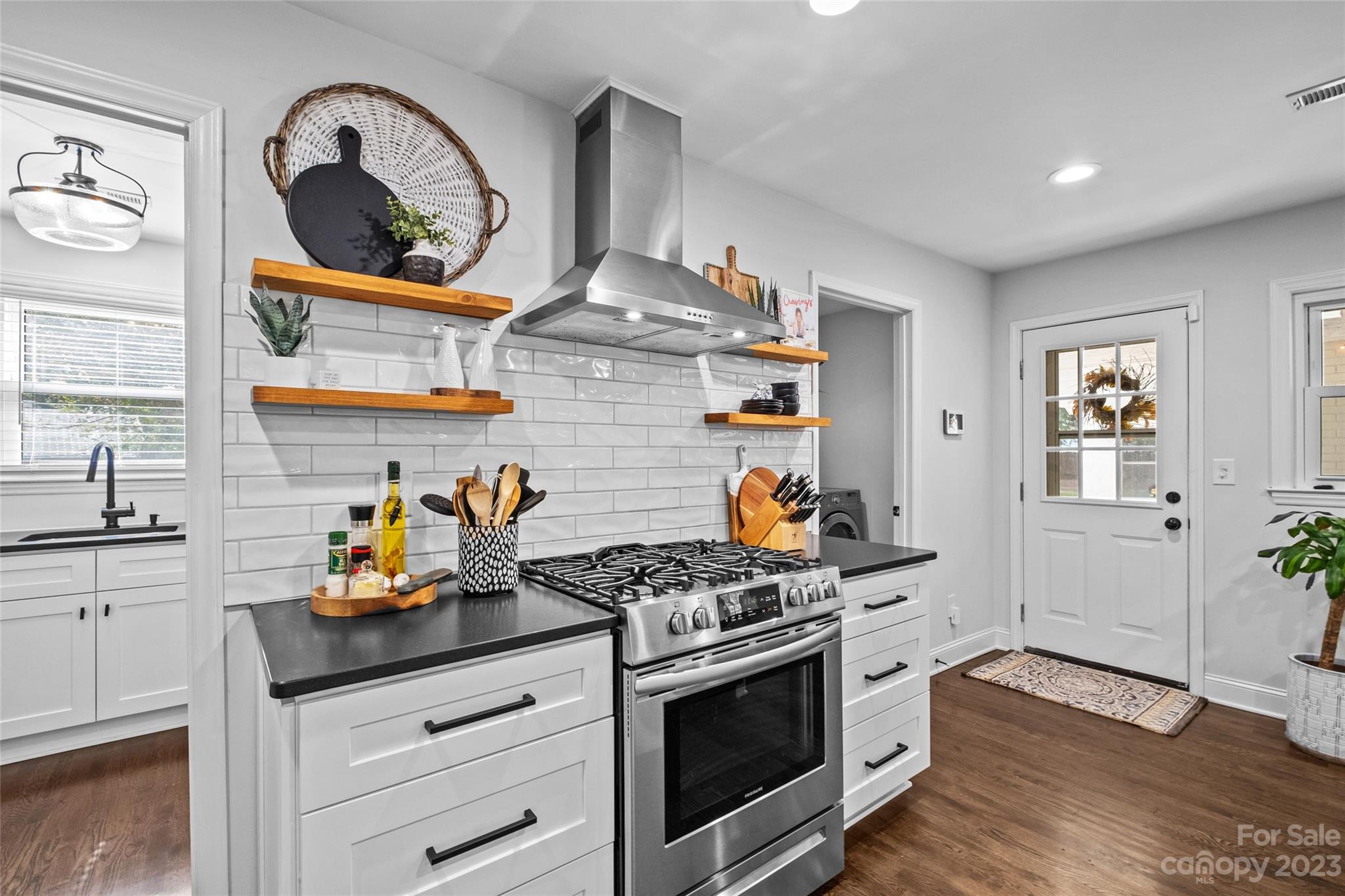 3226 Spring Valley Road Charlotte, NC 28210 - Photo 13 of 38