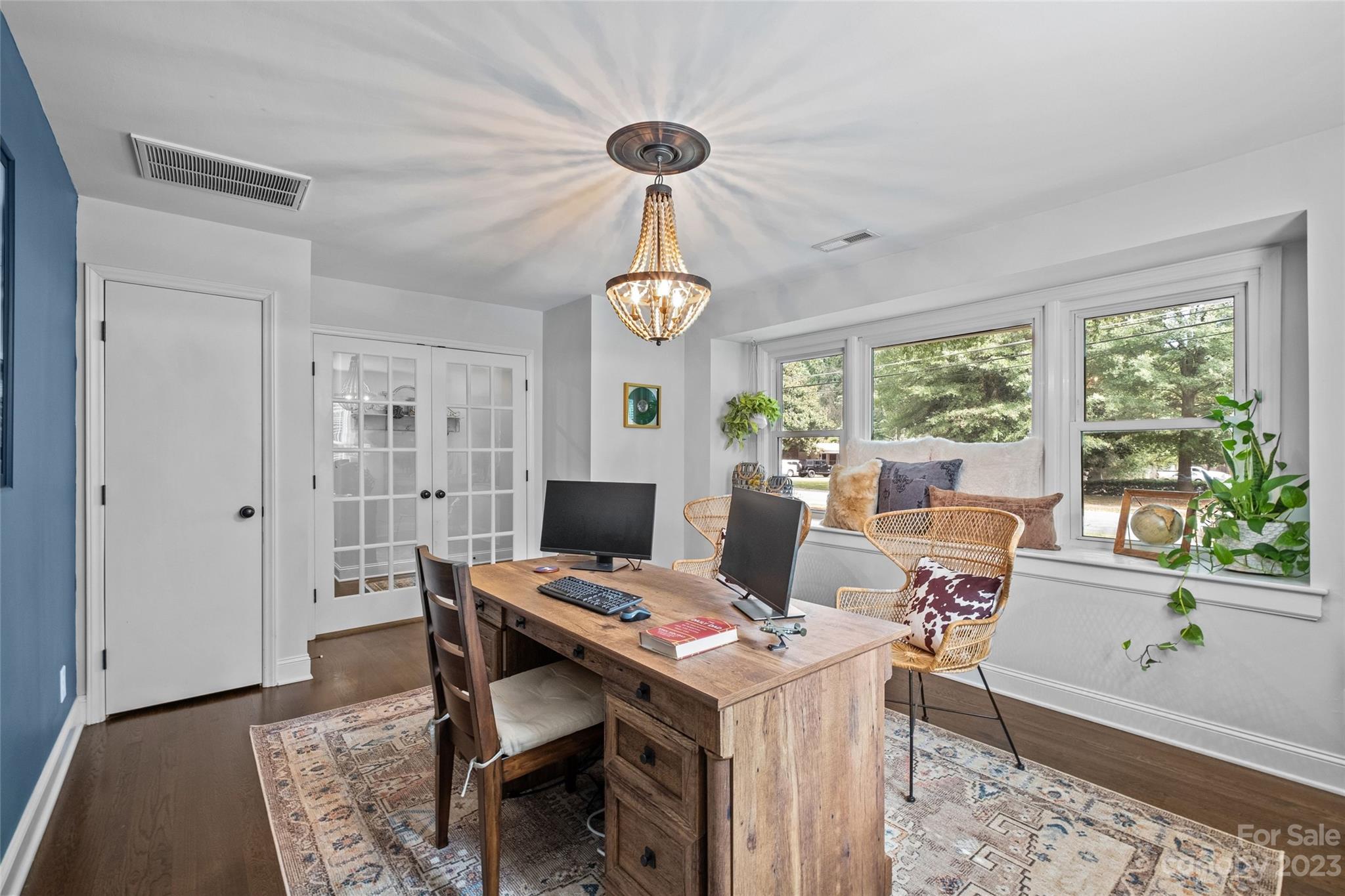 3226 Spring Valley Road Charlotte, NC 28210 - Photo 6 of 38