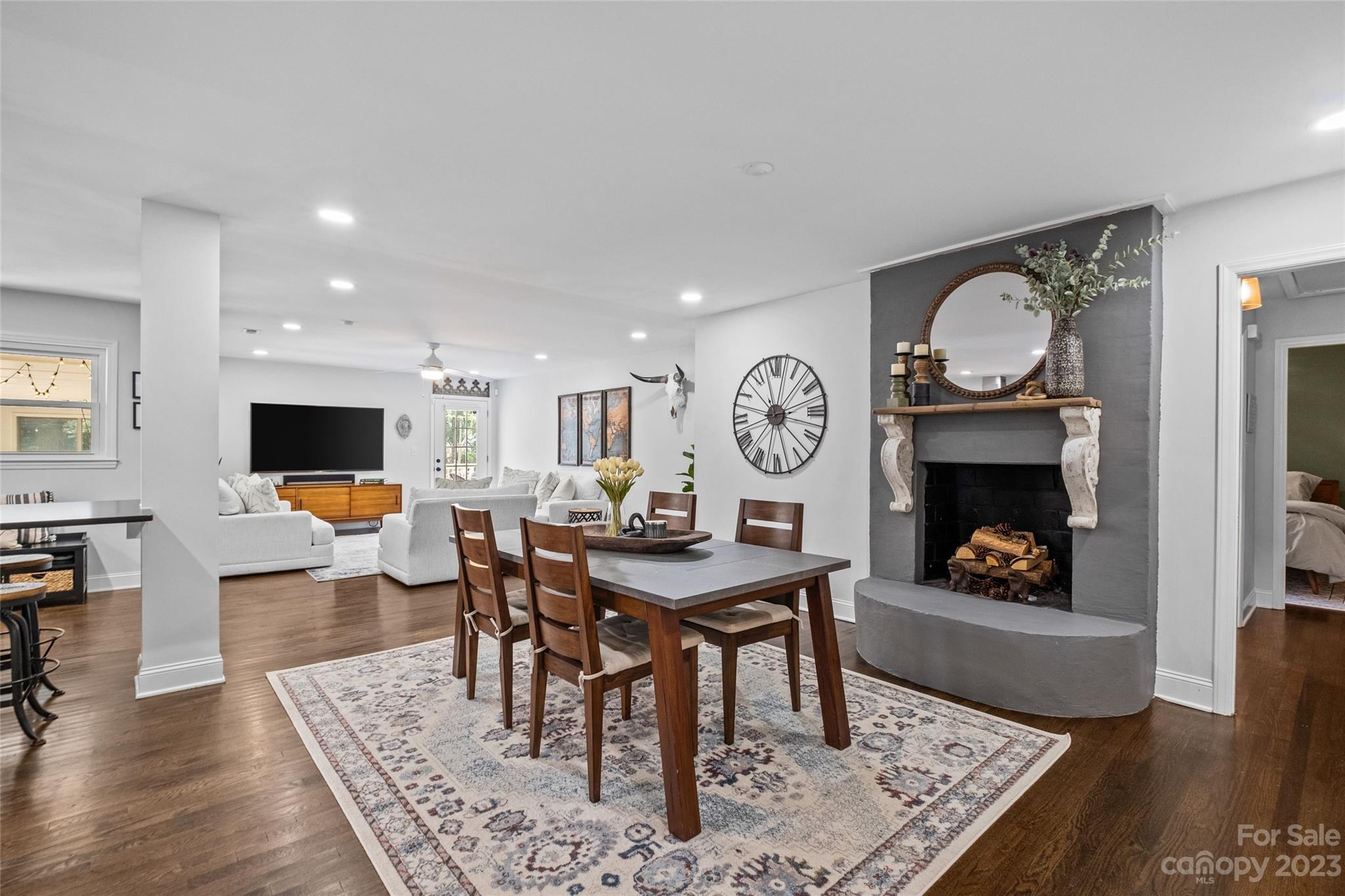 3226 Spring Valley Road Charlotte, NC 28210 - Photo 7 of 38