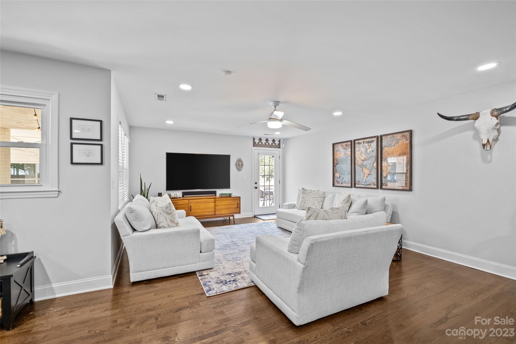 3226 Spring Valley Road Charlotte, NC 28210 - Photo 9 of 38