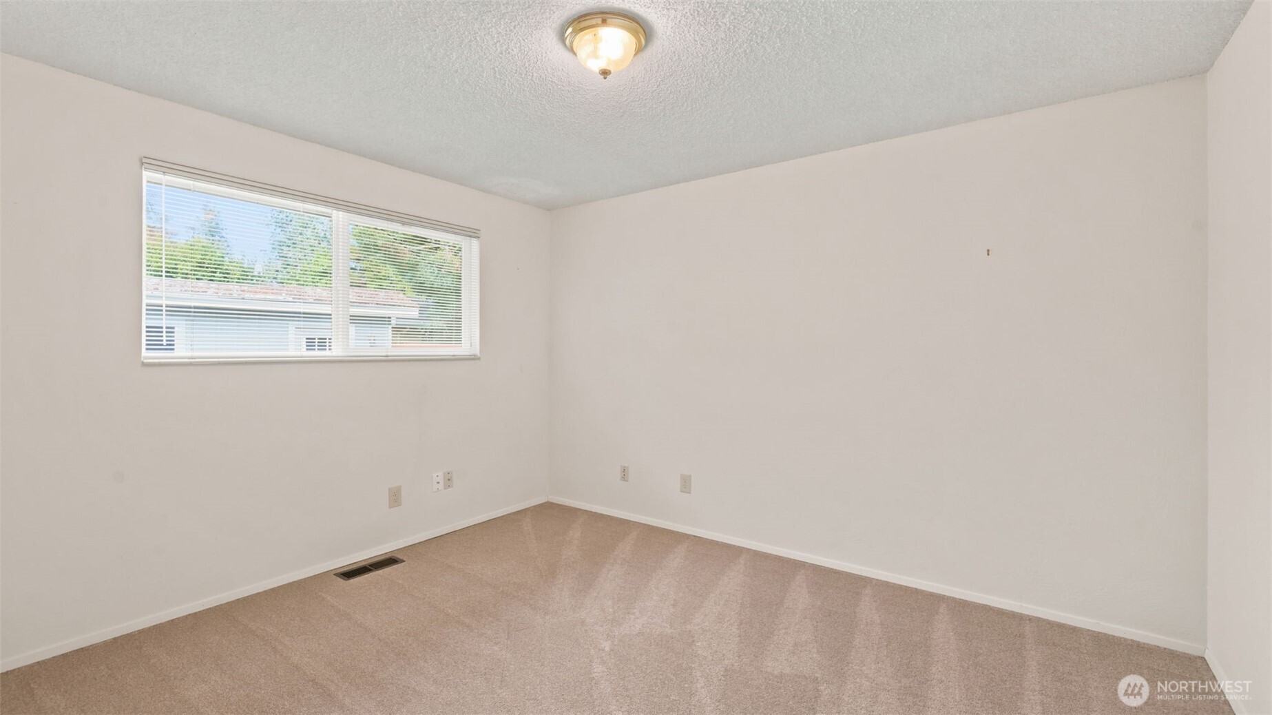 17809 147th Avenue Southeast Renton, WA 98058 - Photo 14 of 24 Gallery Image 14