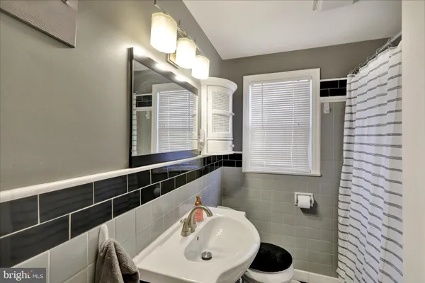 $294,900 | 315 Dorchester Avenue, Reading, PA 19609