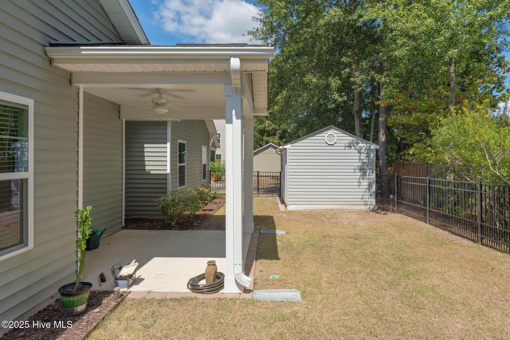 176 Collins Way Hampstead, NC 28443 - Photo 26 of 36 exteriors-03