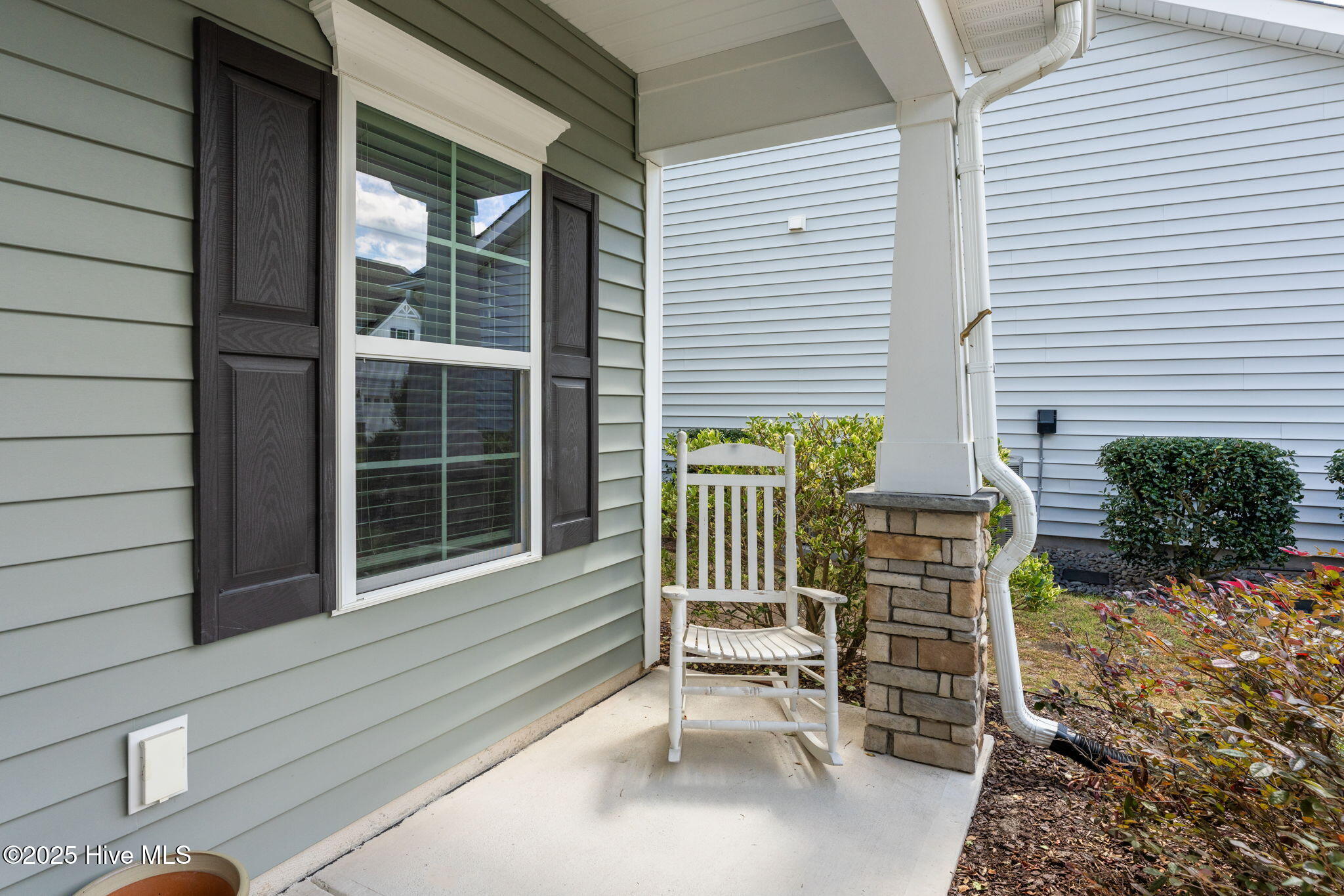 176 Collins Way Hampstead, NC 28443 - Photo 3 of 36 exteriors-09