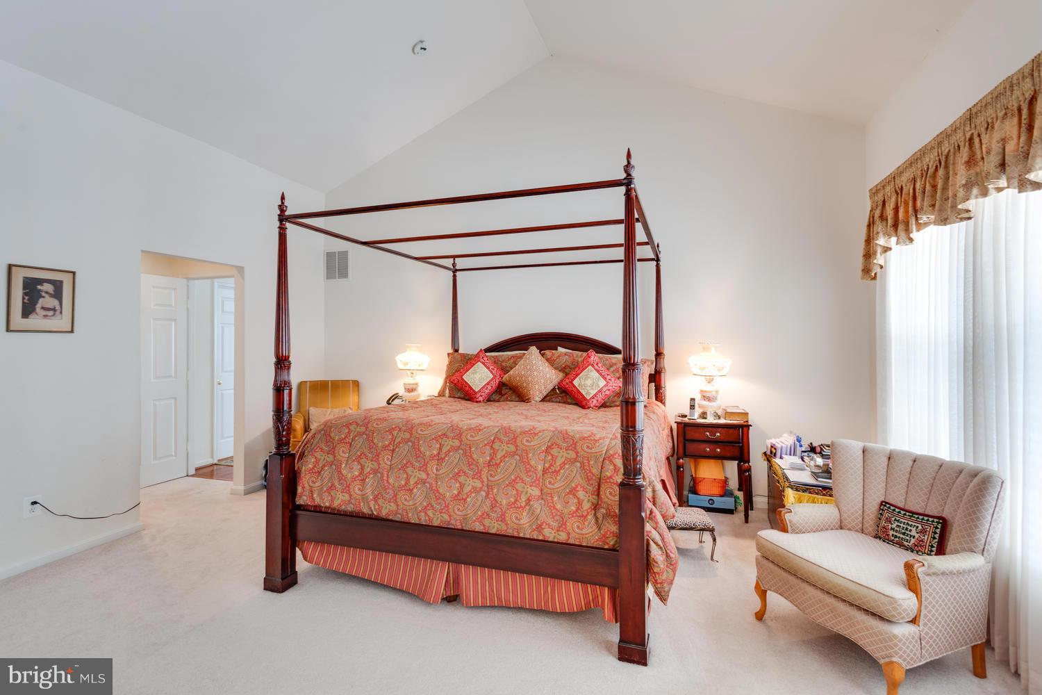8720 Lords View Loop Gainesville, VA 20155 - Photo 15 of 30 Bedroom (Master)