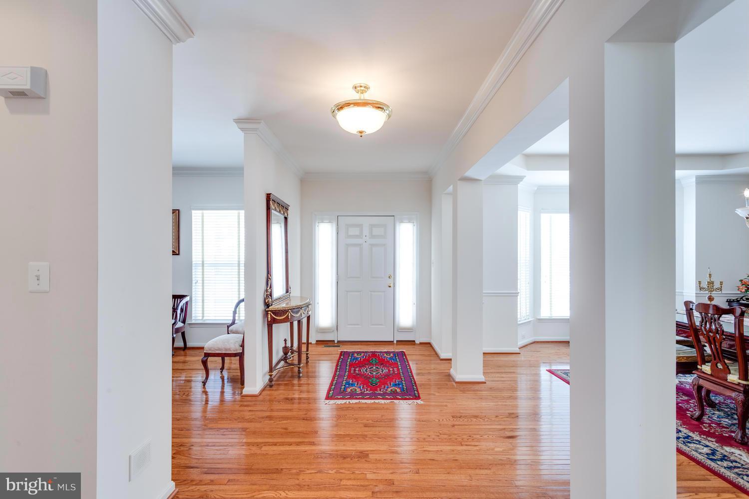 8720 Lords View Loop Gainesville, VA 20155 - Photo 4 of 30 Interior (General)