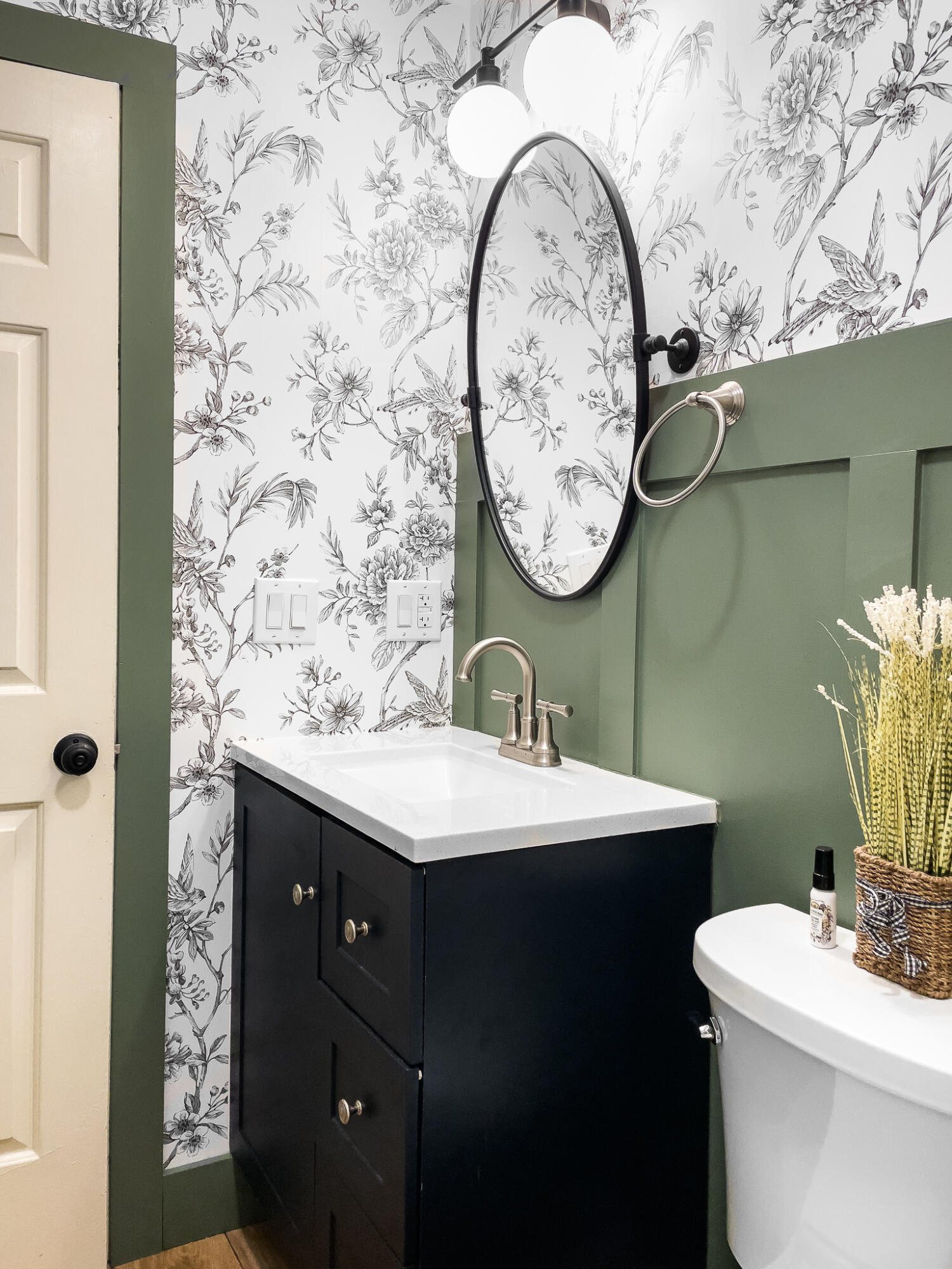 655 Wiswell Road Holden, ME 04429 - Photo 13 of 60 655 Wiswell Interiors-36