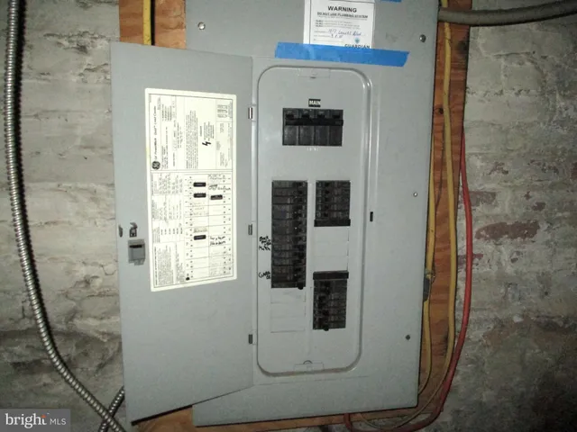 $69,900 | 1017 Laurel Boulevard, Pottsville, PA 17901