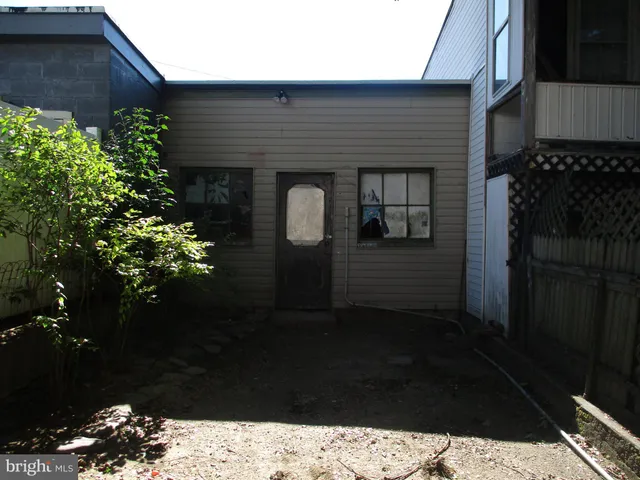 $69,900 | 1017 Laurel Boulevard, Pottsville, PA 17901