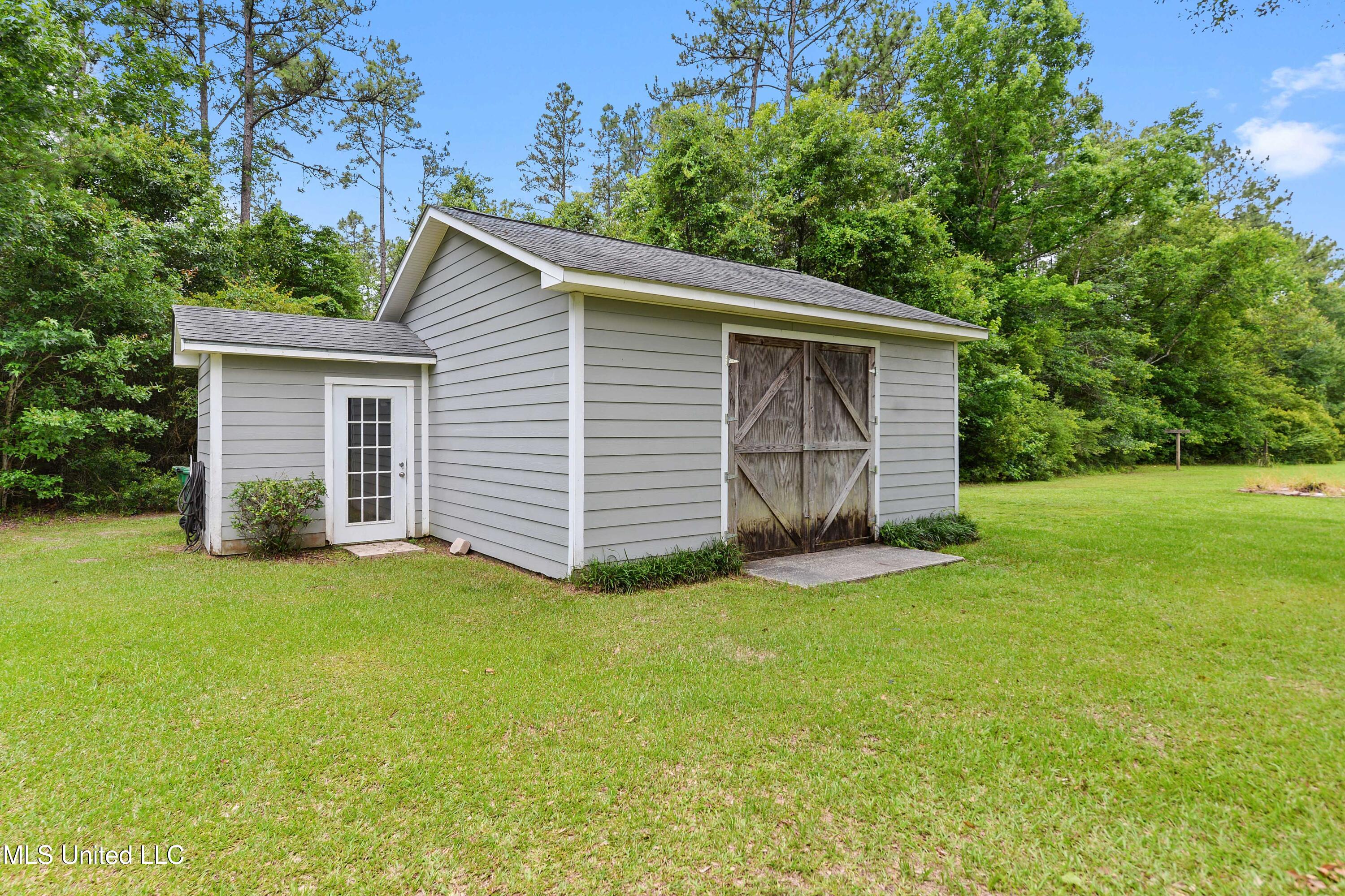 8100 Belle Ethridge Road Lucedale, MS 39452 - Photo 27 of 34 026