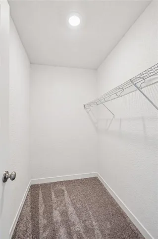 $2,800 | 8736 Southwest Brickell Drive, Blue Springs, MO 64064