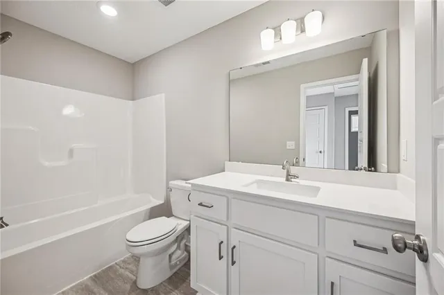 $2,800 | 8736 Southwest Brickell Drive, Blue Springs, MO 64064