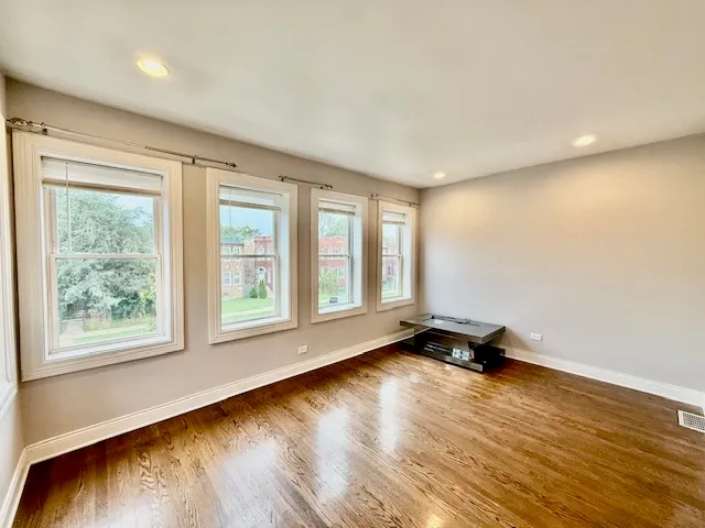 $1,600 | 1621 North McVicker Avenue, Unit 2, Chicago, IL 60639